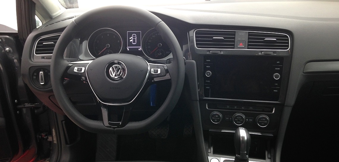 Présentation et prix de la nouvelle Volkswagen Golf restylée 4